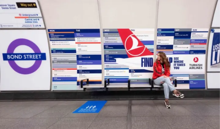 THY’den Londra Elizabeth Line’da Bir Yıllık Reklam Kampanyası