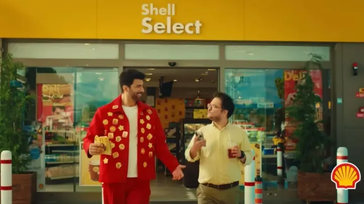 Engin Akyürek Shell'in Yeni Reklam Filminde: “Herkes Kullansın Diye” Kampanyası Başladı
